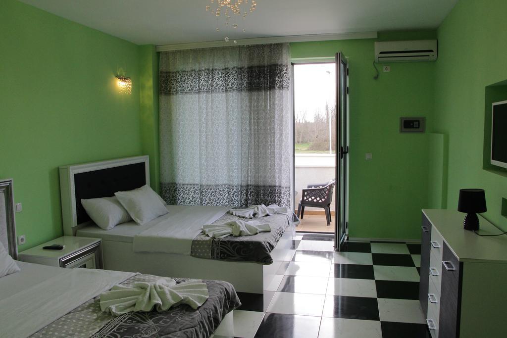 Crystal Apartments Ulcinj Buitenkant foto
