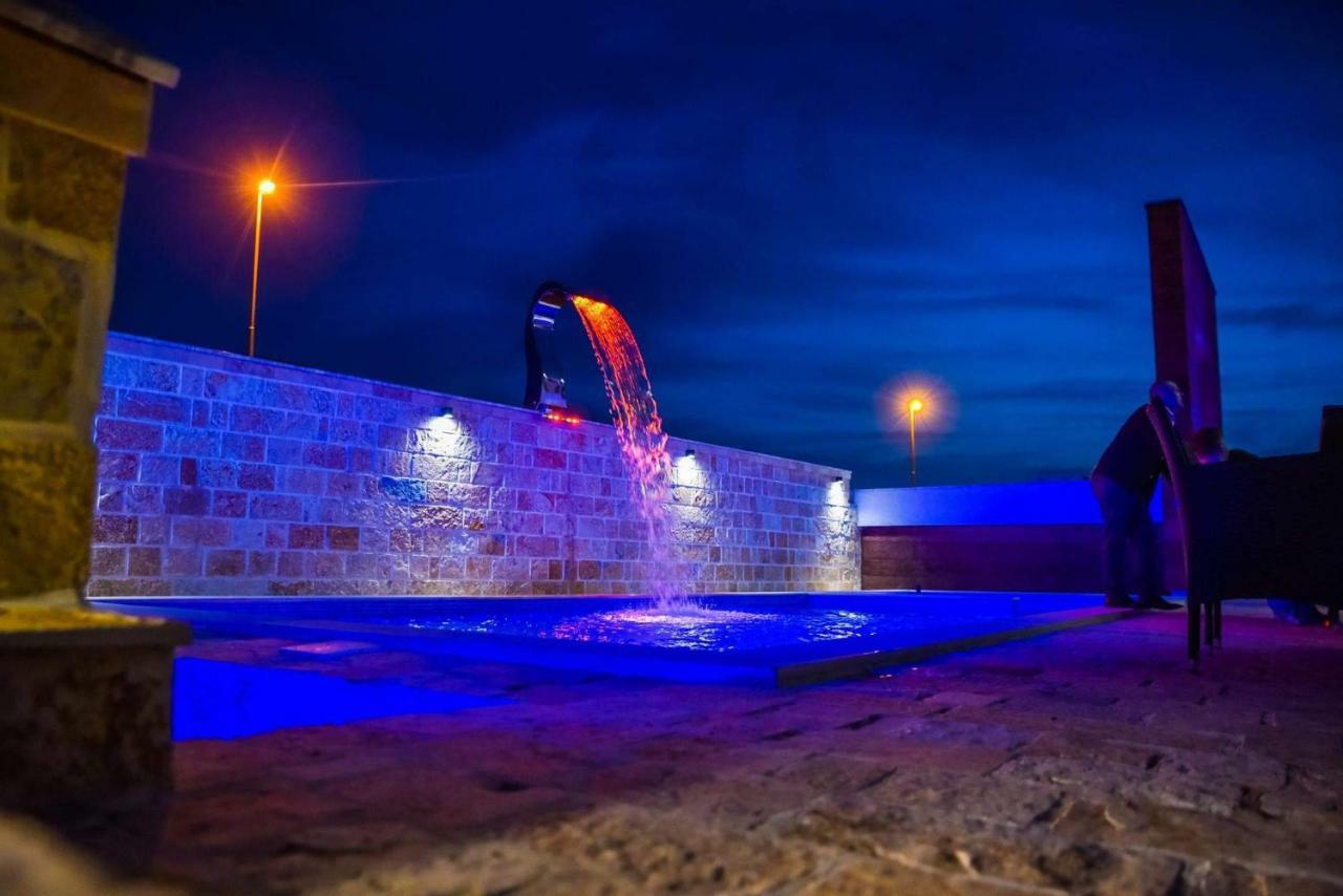 Crystal Apartments Ulcinj Buitenkant foto